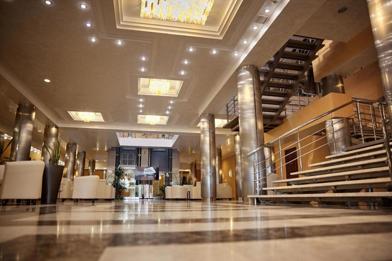 Platium Spa&Resort Kozyn Extérieur photo