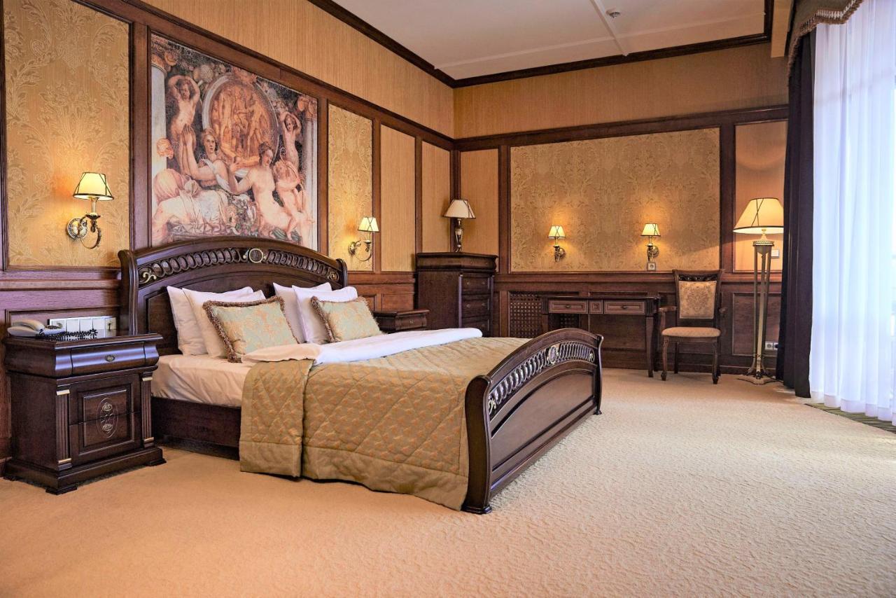 Platium Spa&Resort Kozyn Extérieur photo