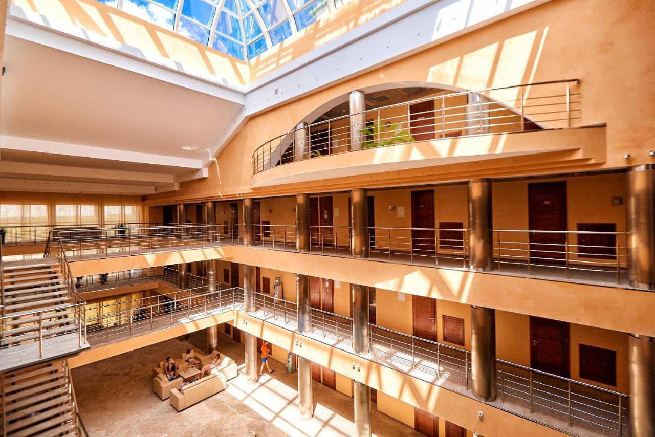 Platium Spa&Resort Kozyn Extérieur photo