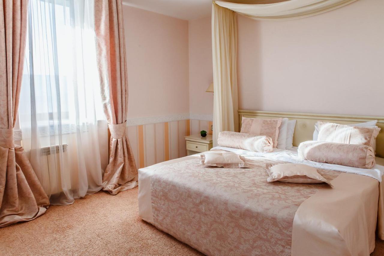 Platium Spa&Resort Kozyn Extérieur photo